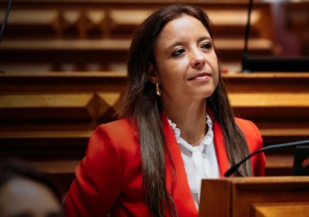 Adriana Rodrigues defende criação de centro tecnológico em Vale de Cambra